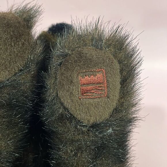 Vintage Russ Berrie Ontario Parks Black/Brown Ursa the Bear 10” Excellent Con… - Picture 10 of 10